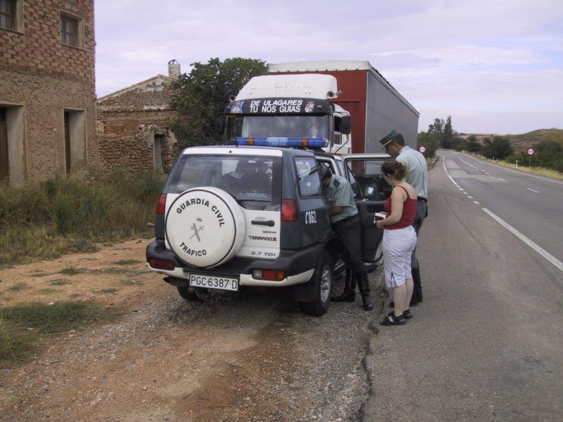 Naughty sara done for dangerous driving fined 105 euros