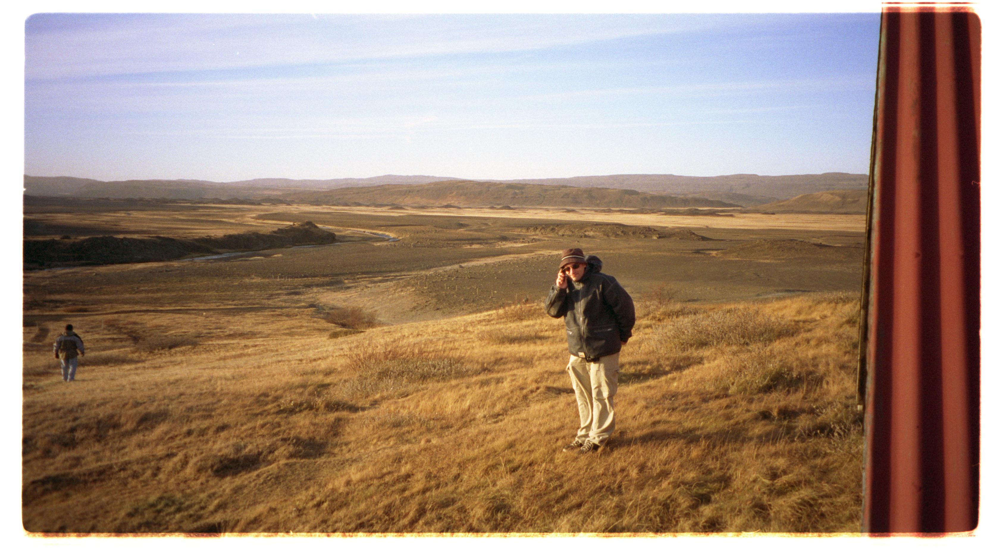 "....two margheritas with extra tomato, two garlic breads...."